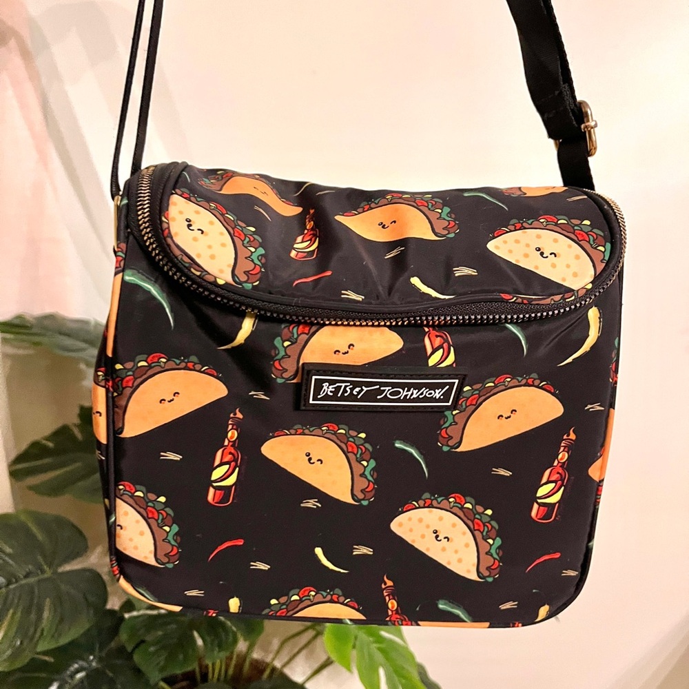 Betsey Johnson taco print insulated lunch bag
